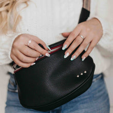 Load image into Gallery viewer, Sutton Crossbody Sling Bag: Black