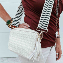 Load image into Gallery viewer, Woven Willow Crossbody-Cream