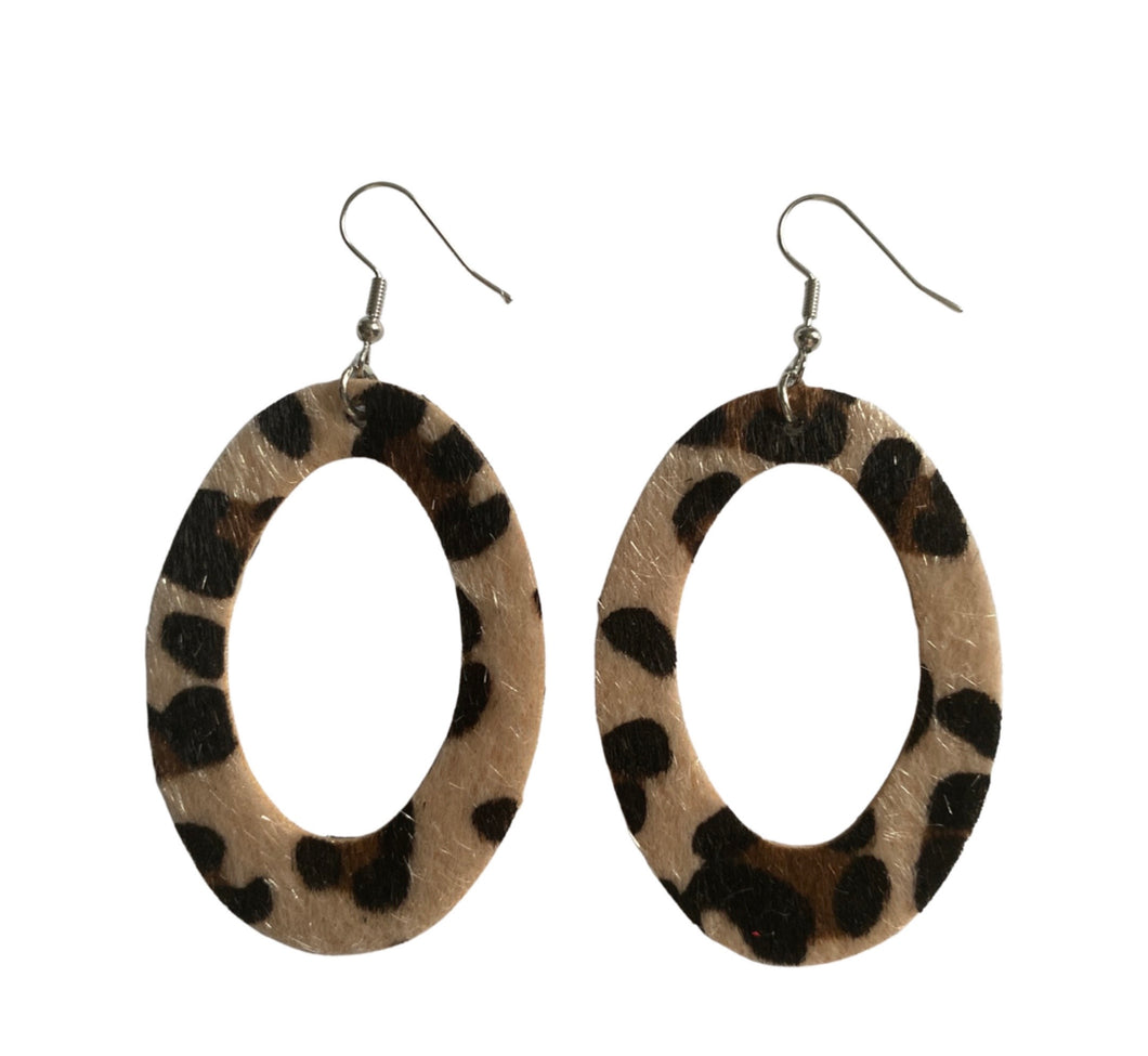 Oval Open Light Leopard Fur Earrings